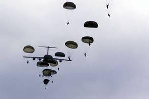 ARMY PARATROOPS